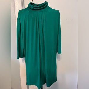 Banana Republic mock Turtleneck short sleeve top size L Bright green